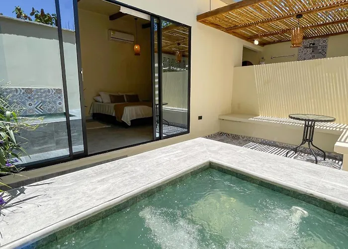 Cabana Privada Con Jacuzzi En La Hacienda Napoles