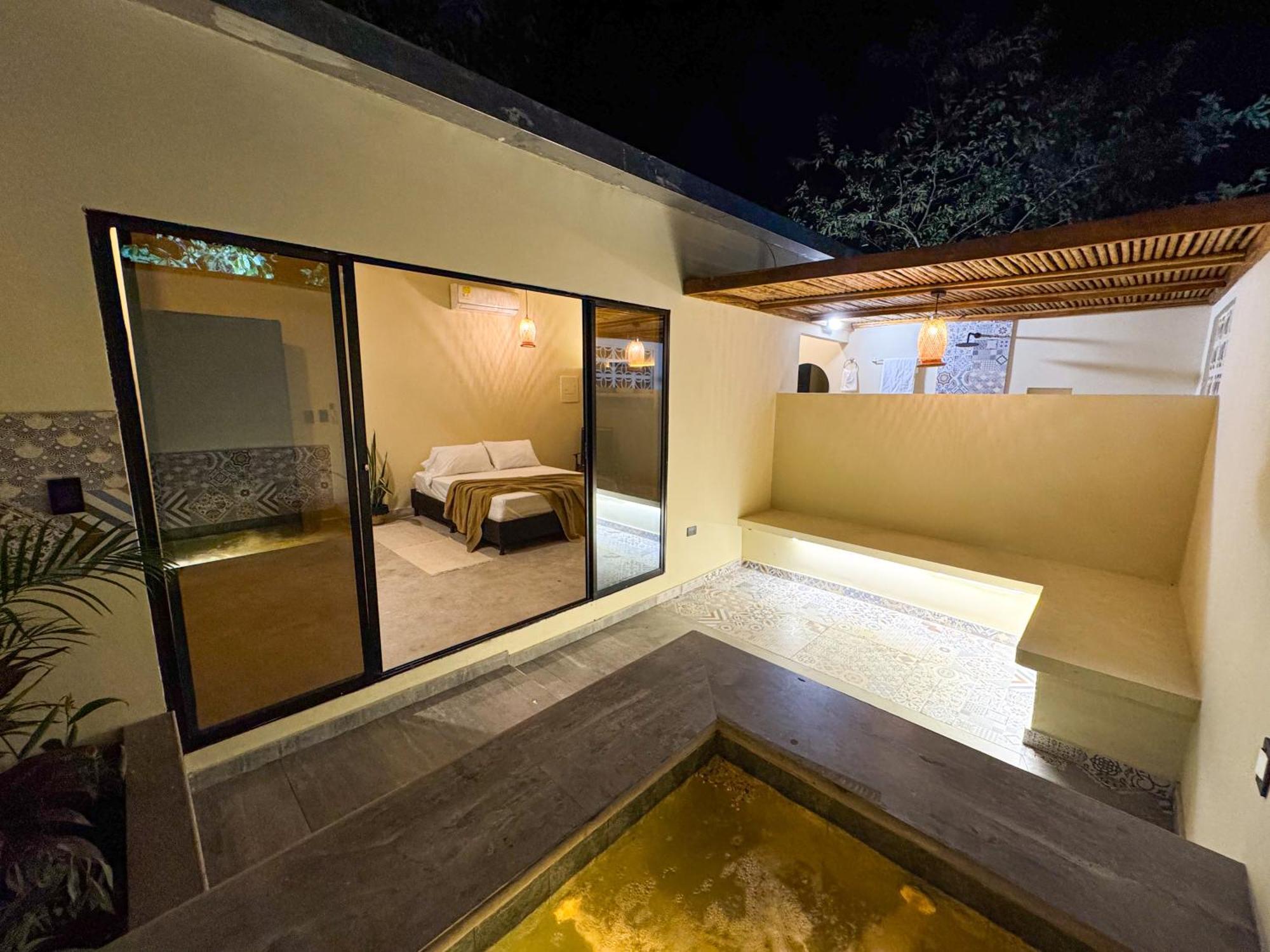 Villa Privada Con Jacuzzi En La Hacienda Napoles Doradal