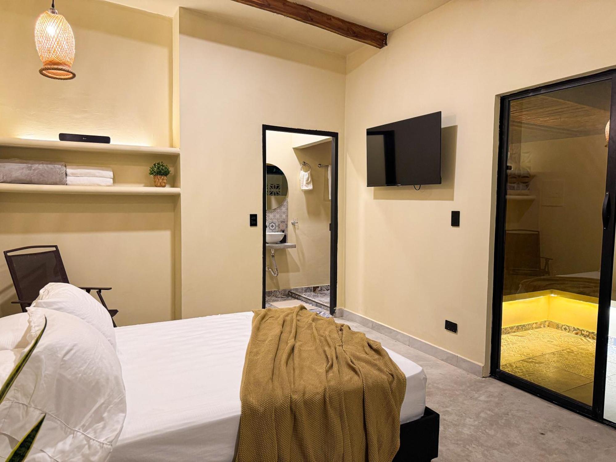 Privada Con Jacuzzi En La Hacienda Napoles * Doradal