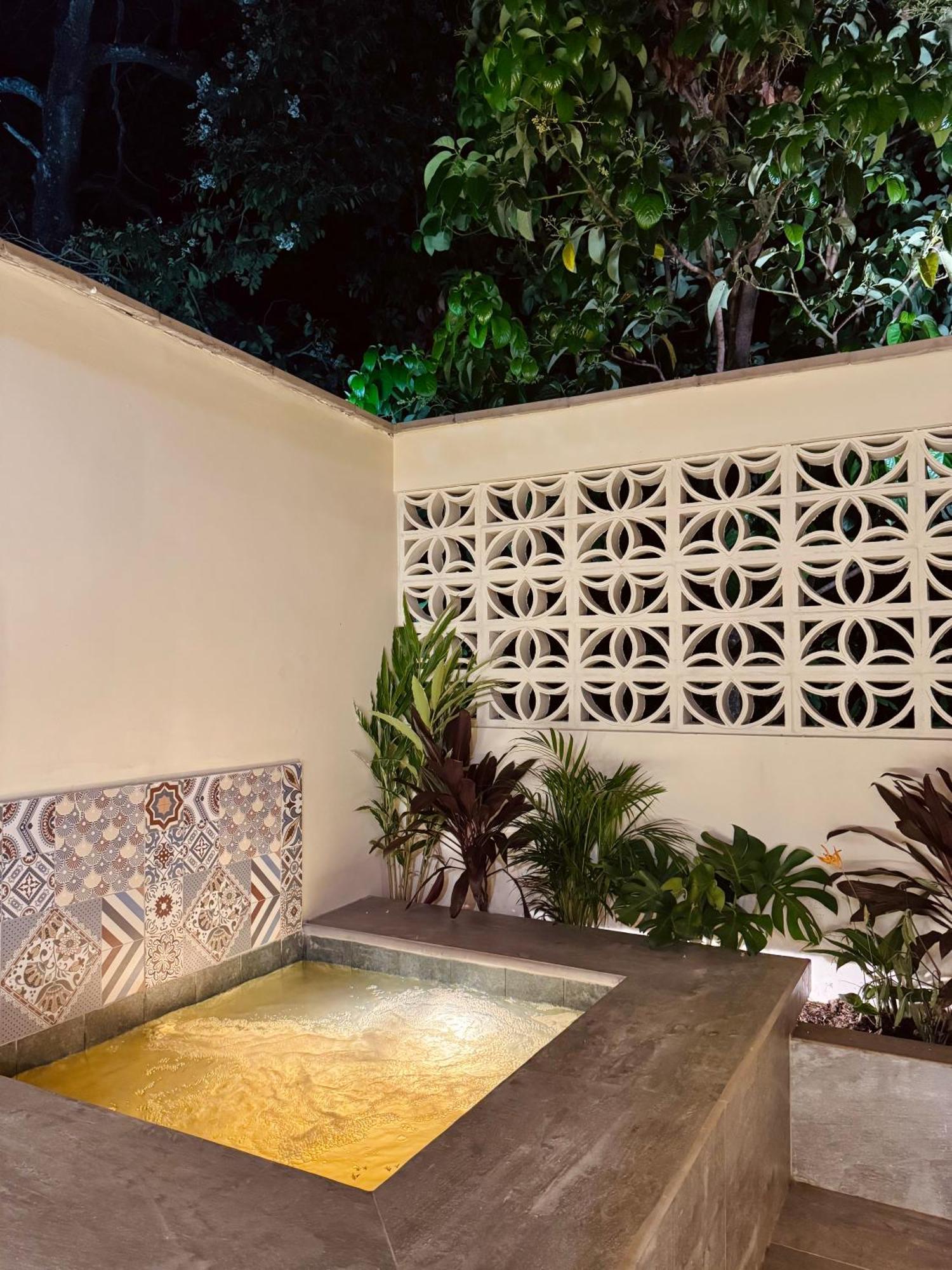 Privada Con Jacuzzi En La Hacienda Napoles * Doradal