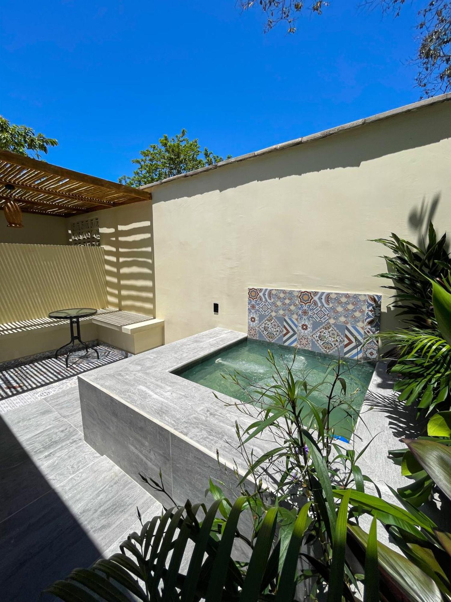 Villa Privada Con Jacuzzi En La Hacienda Napoles *